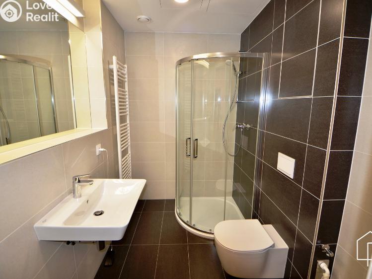 Rent apartment 2+KK Praha, Novodvorská 1070/6 č. 16