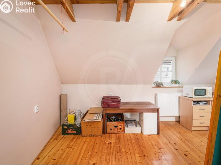 Prodej rodinného domu Křemže, Náměstí 102 č. 16