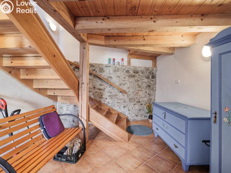 Prodej rodinného domu Křemže, Náměstí 102 č. 18