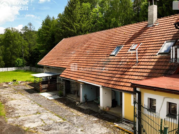 Prodej rodinného domu Zvěstov č. 6