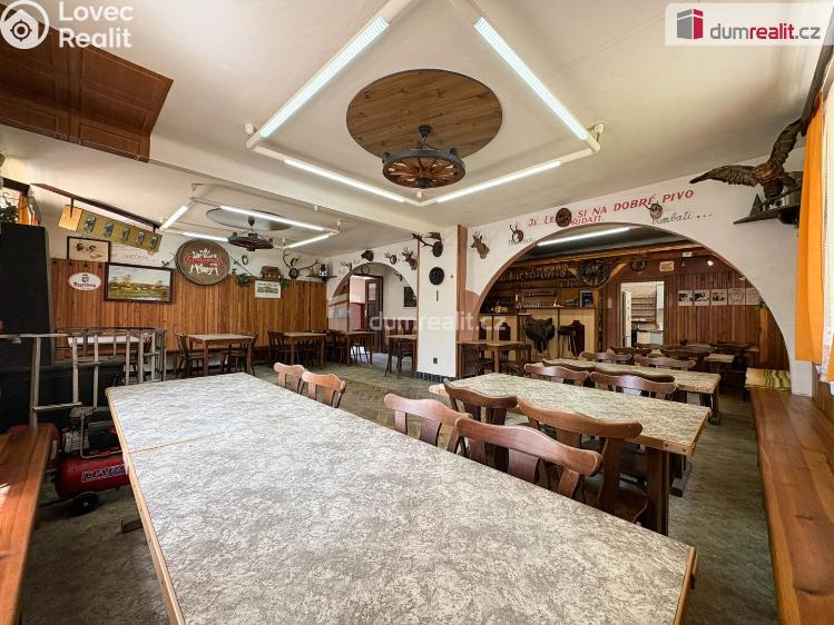 Prodej rodinného domu Zvěstov č. 10