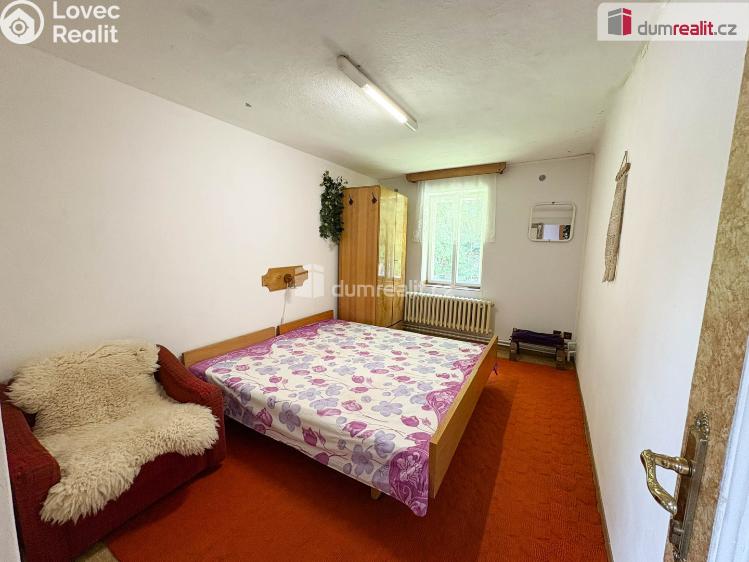 Prodej rodinného domu Zvěstov č. 22