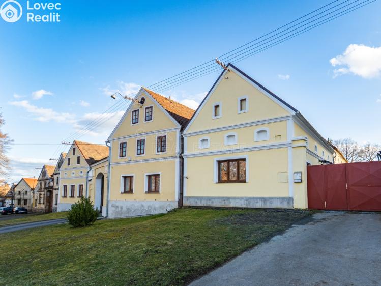 Prodej rodinného domu Lochousice č. 1