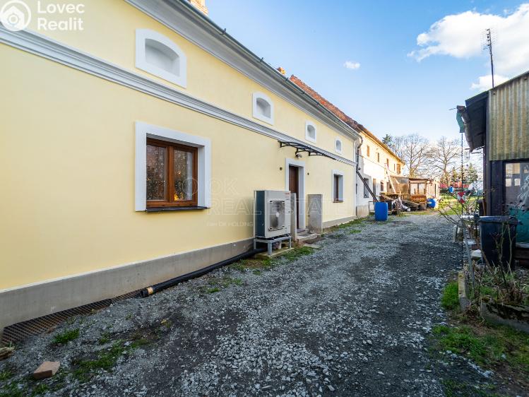 Prodej rodinného domu Lochousice č. 14