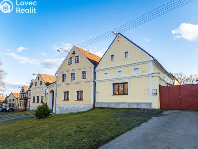 Prodej rodinného domu Lochousice č. 1