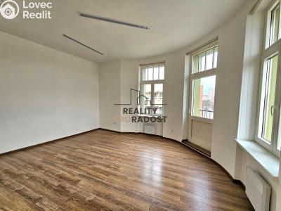 Rent office space Hodonín, Velkomoravská č. 5