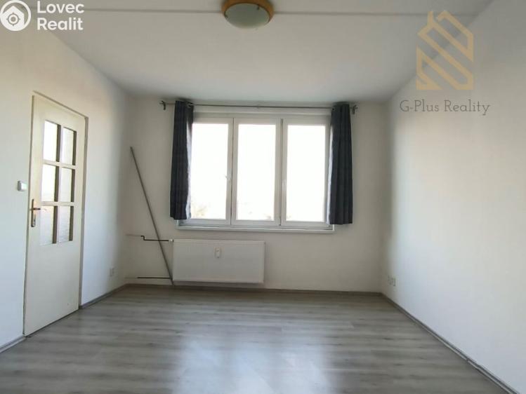 Pronájem bytu 2+1 Louny, Petra Obrovce 2249 č. 4