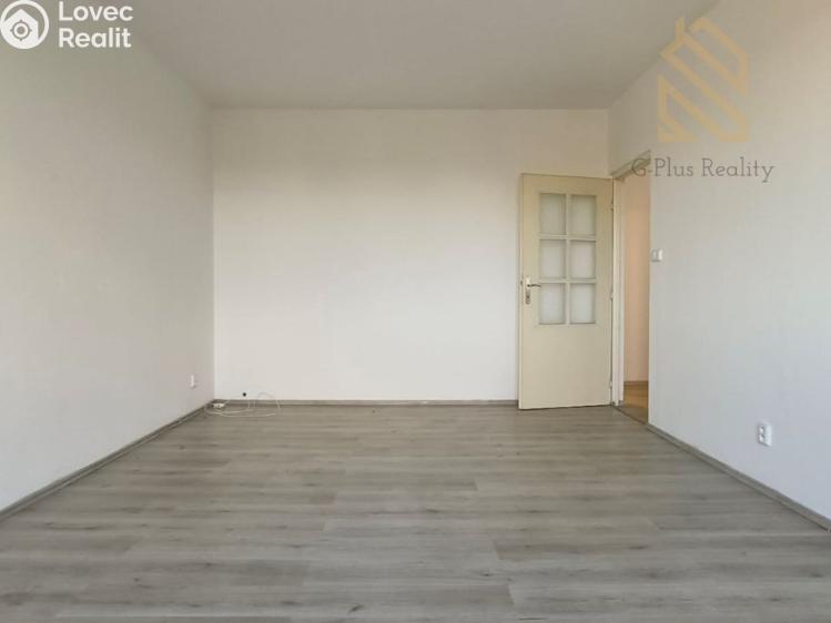 Pronájem bytu 2+1 Louny, Petra Obrovce 2249 č. 5