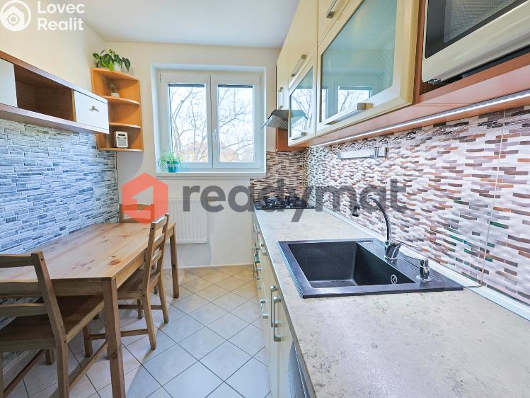 Prodej bytu 3+1 Hodonín, Skácelova č. 9