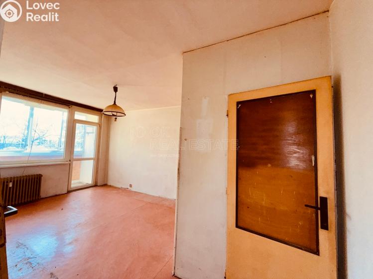 Prodej bytu 3+1 Chomutov, Jirkovská č. 8