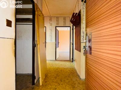 Prodej bytu 3+1 Chomutov, Jirkovská č. 3