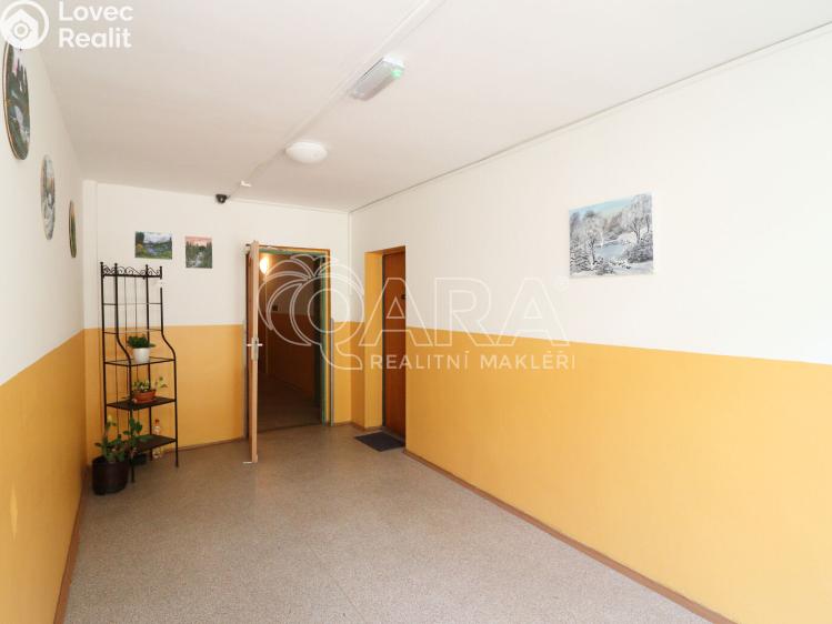 Pronájem bytu 1+KK Praha, Šimůnkova č. 14