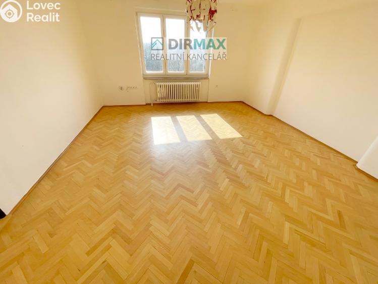 Pronájem bytu 2+1 Plzeň, České údolí 484/14 č. 2