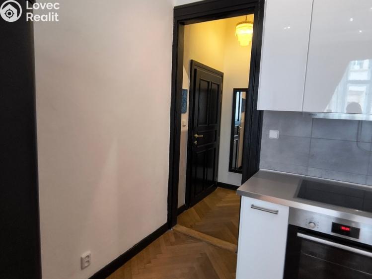 Pronájem bytu 1+KK Praha, Hálkova č. 6