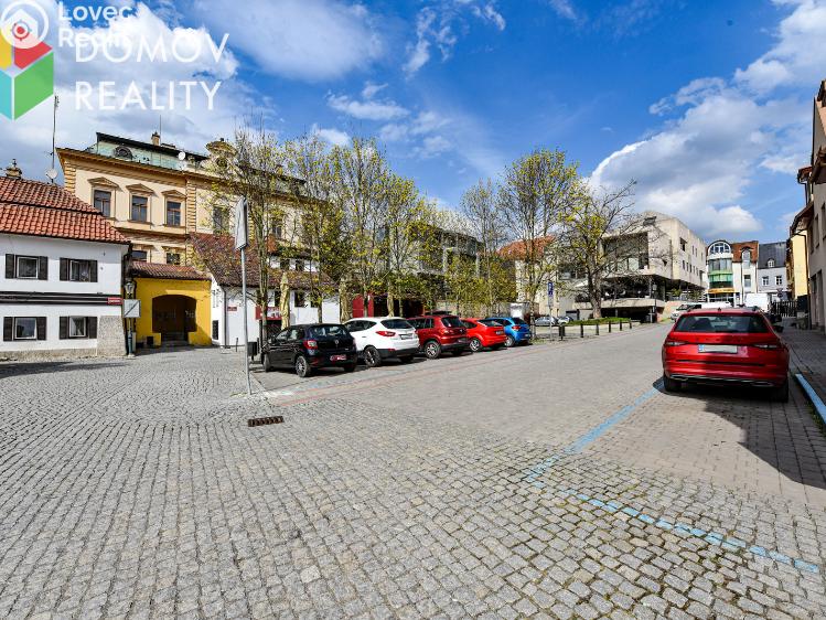 Pronájem bytu 3+KK Beroun, Náměstí Joachima Barranda 52 č. 15