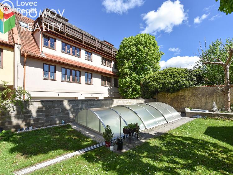 Pronájem bytu 3+KK Beroun, Náměstí Joachima Barranda 52 č. 17