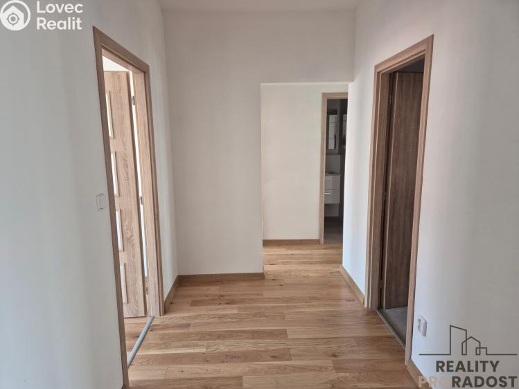 Pronájem bytu 4+1 Třinec, Sosnová č. 9