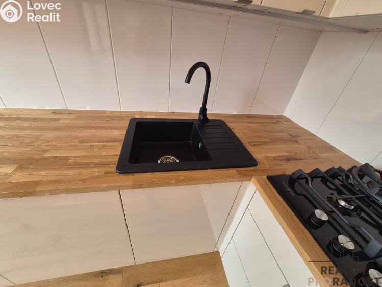 Pronájem bytu 4+1 Třinec, Sosnová č. 21