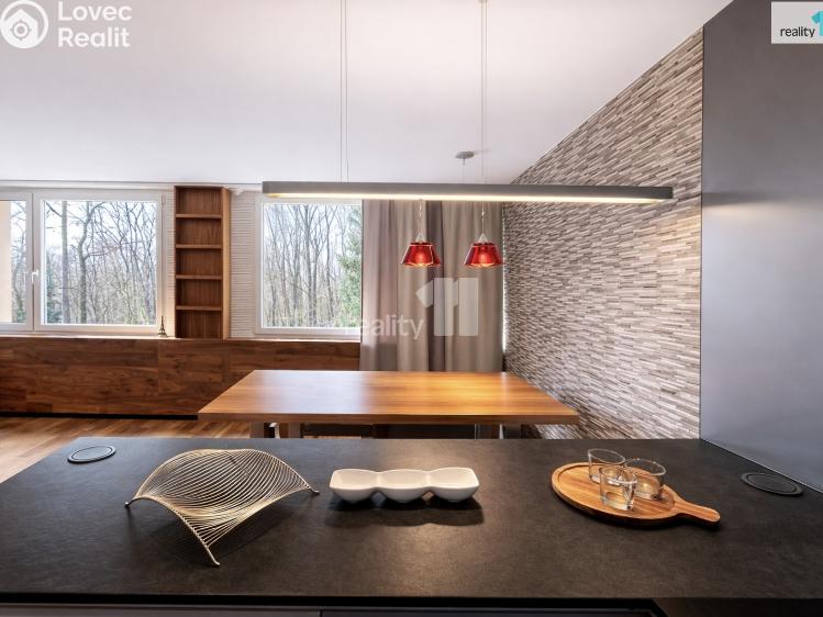 Prodej bytu 3+KK Průhonice, Na Sídlišti III č. 9