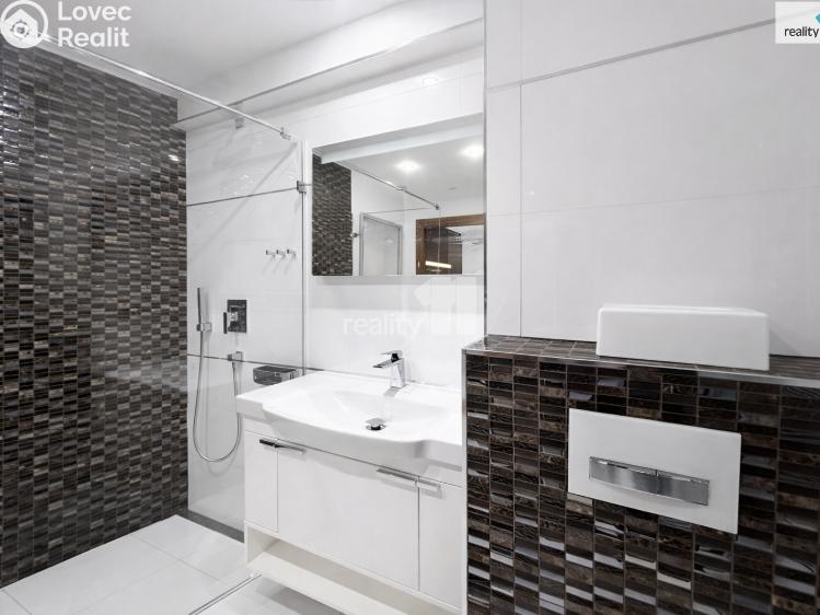 Prodej bytu 3+KK Průhonice, Na Sídlišti III č. 15