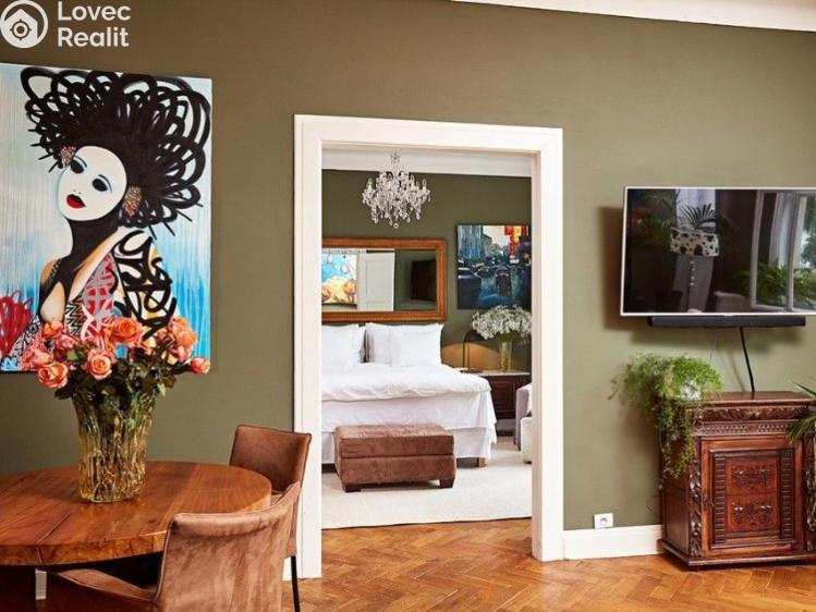 Pronájem bytu 3+1 Praha, Na hrobci č. 3