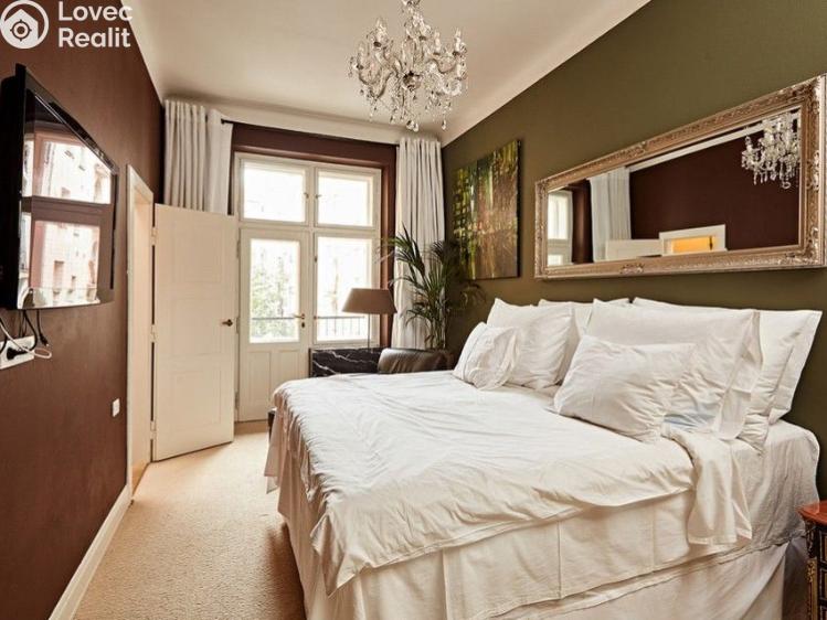 Pronájem bytu 3+1 Praha, Na hrobci č. 9