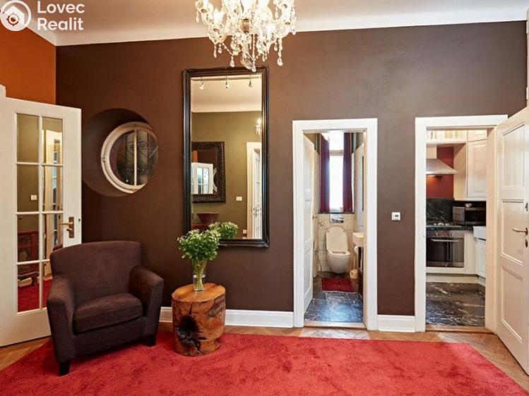 Pronájem bytu 3+1 Praha, Na hrobci č. 11