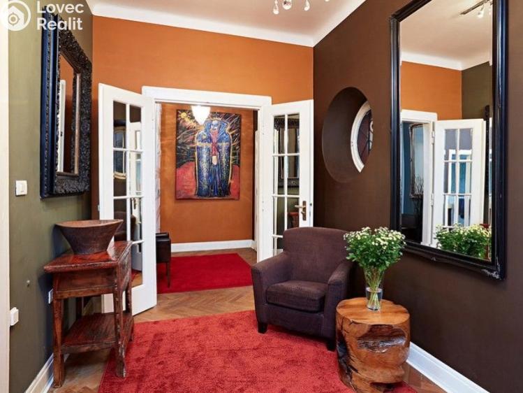 Pronájem bytu 3+1 Praha, Na hrobci č. 12