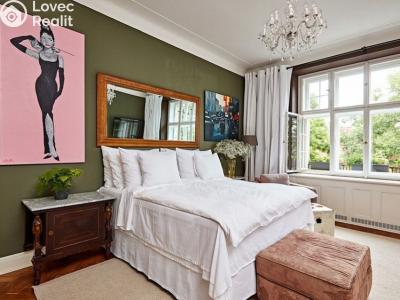 Pronájem bytu 3+1 Praha, Na hrobci č. 4