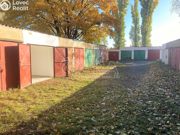 Prodej garáže Praha, Generála Píky č. 4