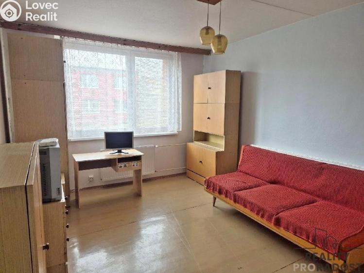 Продажа квартиры 4+1 Hustopeče, U Větrolamu č. 10