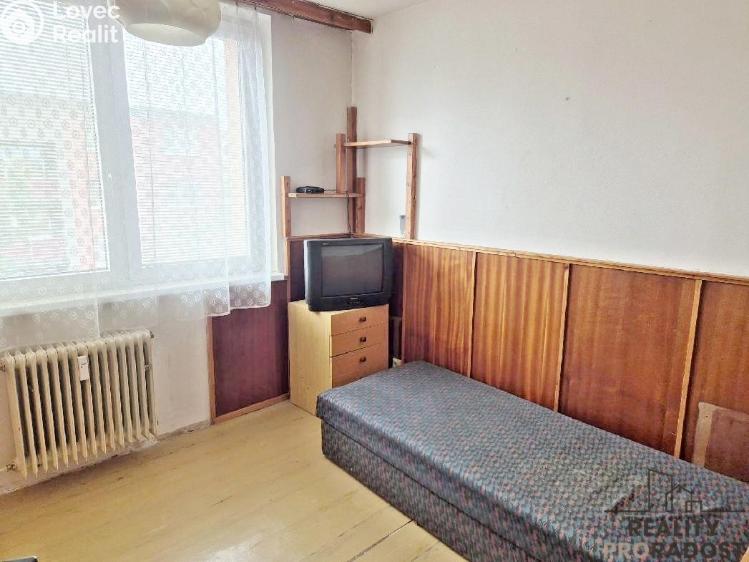 Продажа квартиры 4+1 Hustopeče, U Větrolamu č. 12