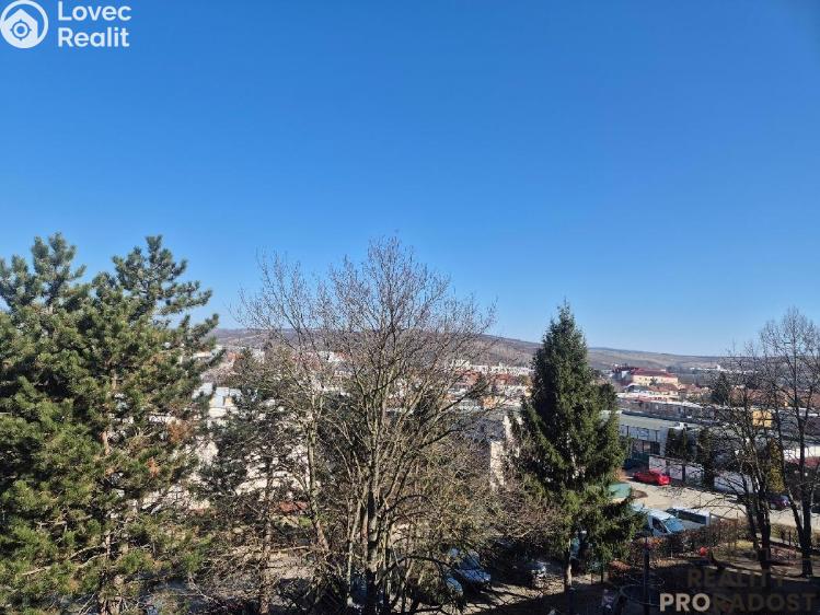 Продажа квартиры 4+1 Hustopeče, U Větrolamu č. 15