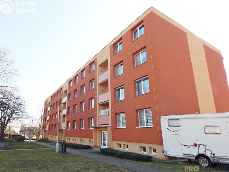 Продажа квартиры 4+1 Hustopeče, U Větrolamu č. 27