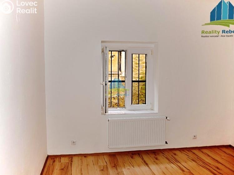 Pronájem bytu 1+1 Cheb, Úzká 372/10 č. 8