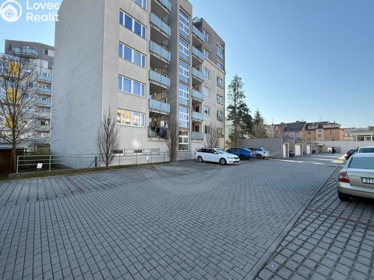 Prodej specifického typu nemovitosti České Budějovice, Jírovcova 2814/66 č. 2