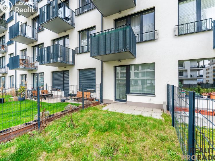 Sale apartment 1+KK Praha, Smržových č. 6