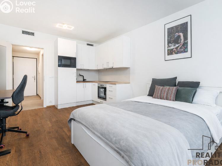 Sale apartment 1+KK Praha, Smržových č. 7