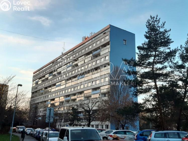 Pronájem bytu 4+1 Praha, Sládkovičova č. 13