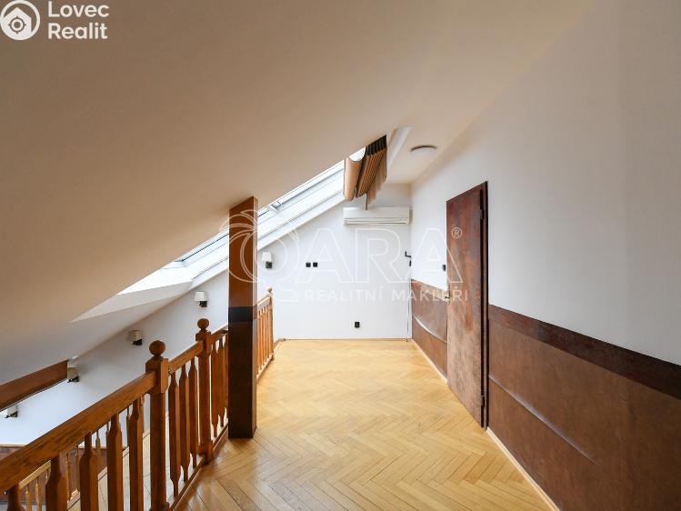 Pronájem bytu 3+1 Praha, Spálená 96/27 č. 6