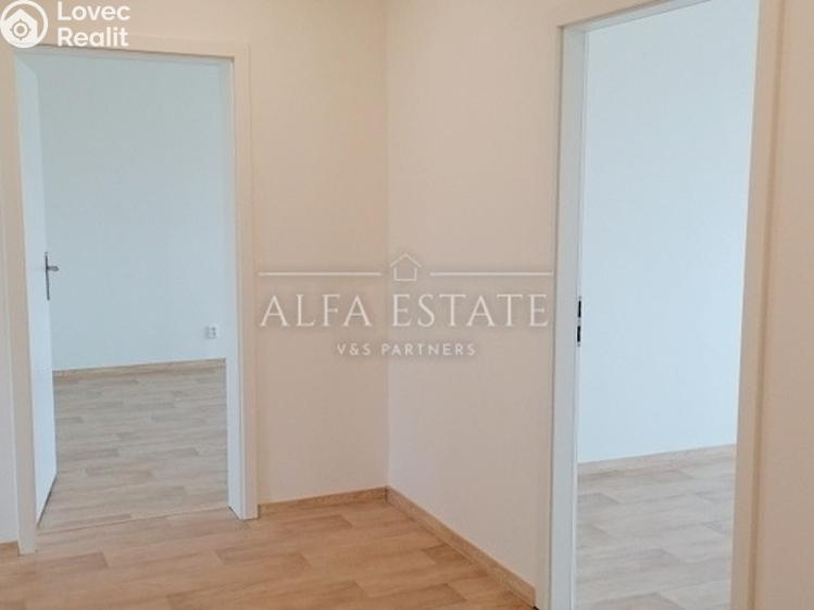 Pronájem bytu 3+1 Chodov, 1. máje č. 17