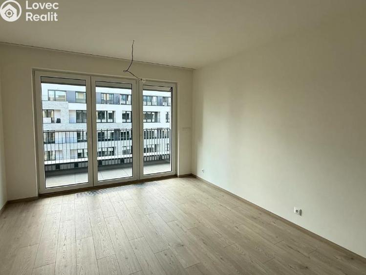 Prodej bytu 2+KK Praha, Poděbradská č. 3