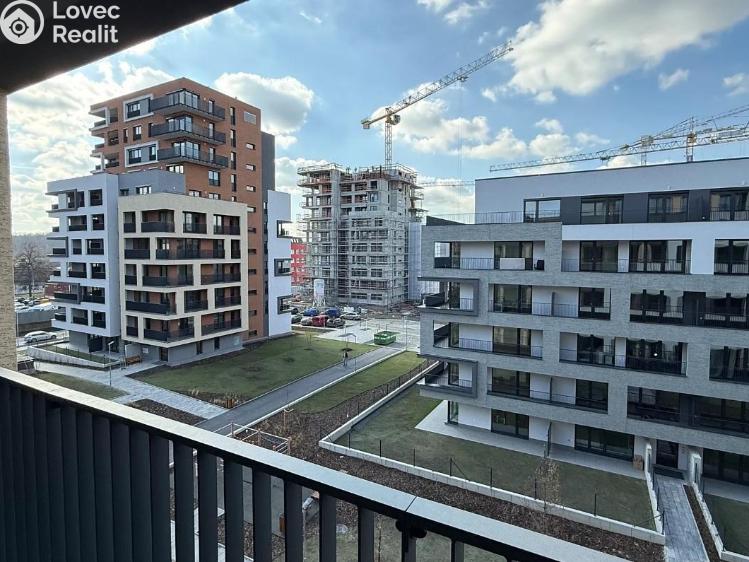 Prodej bytu 2+KK Praha, Poděbradská č. 12