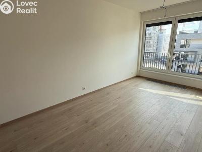Продажа квартиры 2+KK Praha, Poděbradská č. 7
