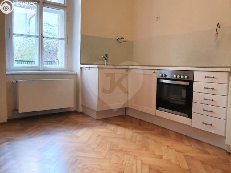 Pronájem bytu 2+KK Praha, Dobrovského č. 3