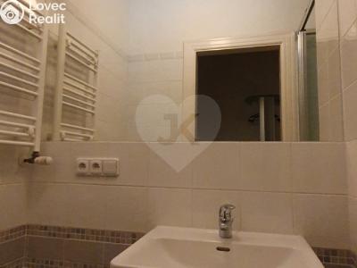 Pronájem bytu 2+KK Praha, Dobrovského č. 4