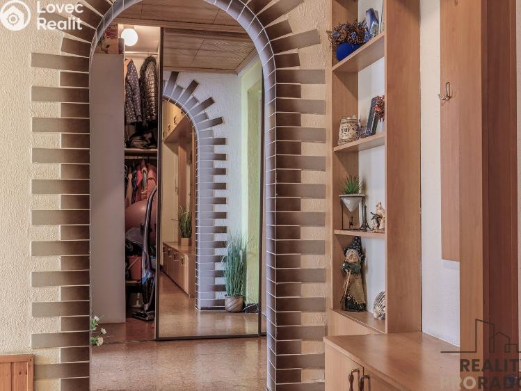 Prodej bytu 2+1 Ostrava, Plzeňská 1124/3 č. 8