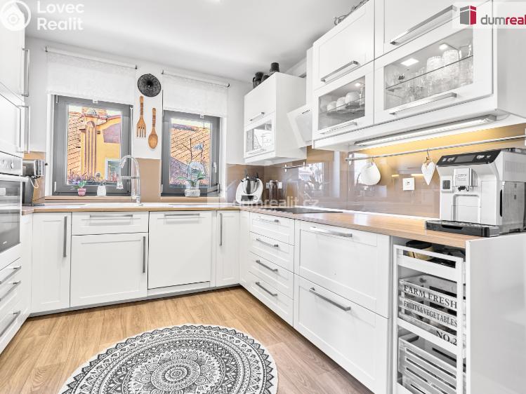 Prodej bytu 4+1 Karlovy Vary, Příčná č. 1