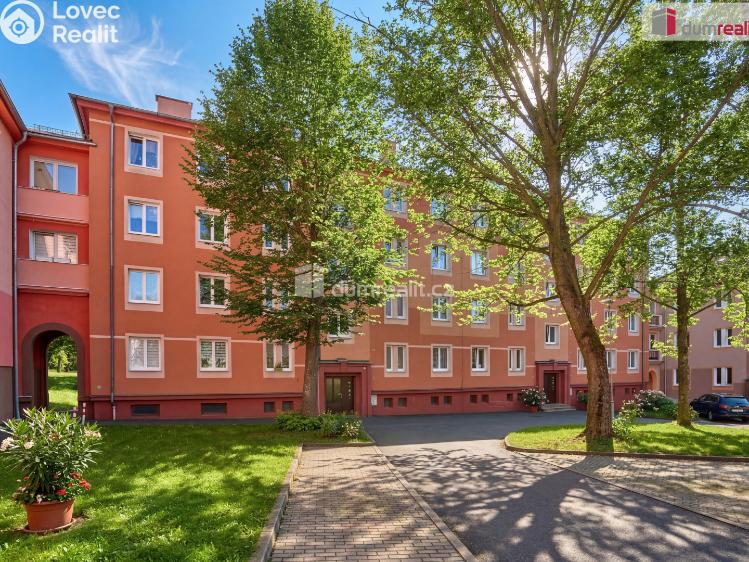 Prodej bytu 2+1 Ostrov, Horská č. 1