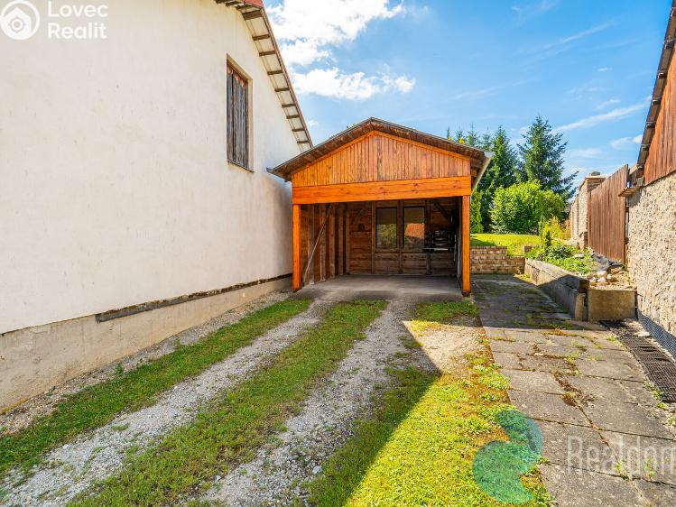 Продаж сімейного будинку Ponědrážka č. 35